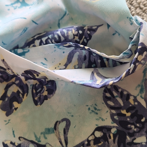 Healing Hands PL scrub top - Picture 7 of 8